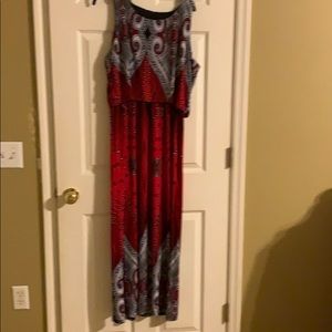 Red black and white dress M/L never worn